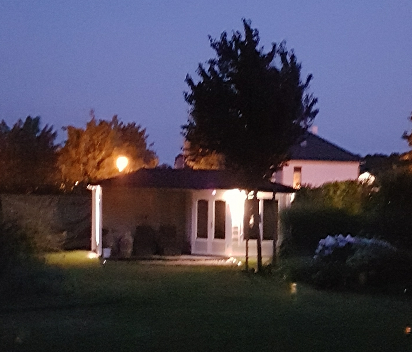 Abends schön beleuchtet ...